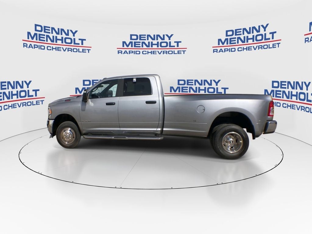 2024 RAM 3500 Big Horn Crew Cab 4x4 8' Box
