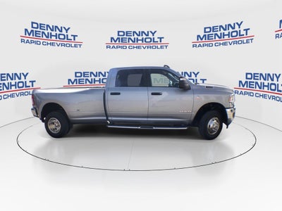 2024 RAM 3500 Big Horn Crew Cab 4x4 8' Box