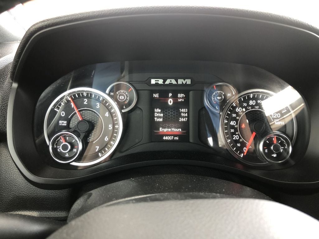 2024 RAM 2500 Big Horn Crew Cab 4x4 8' Box