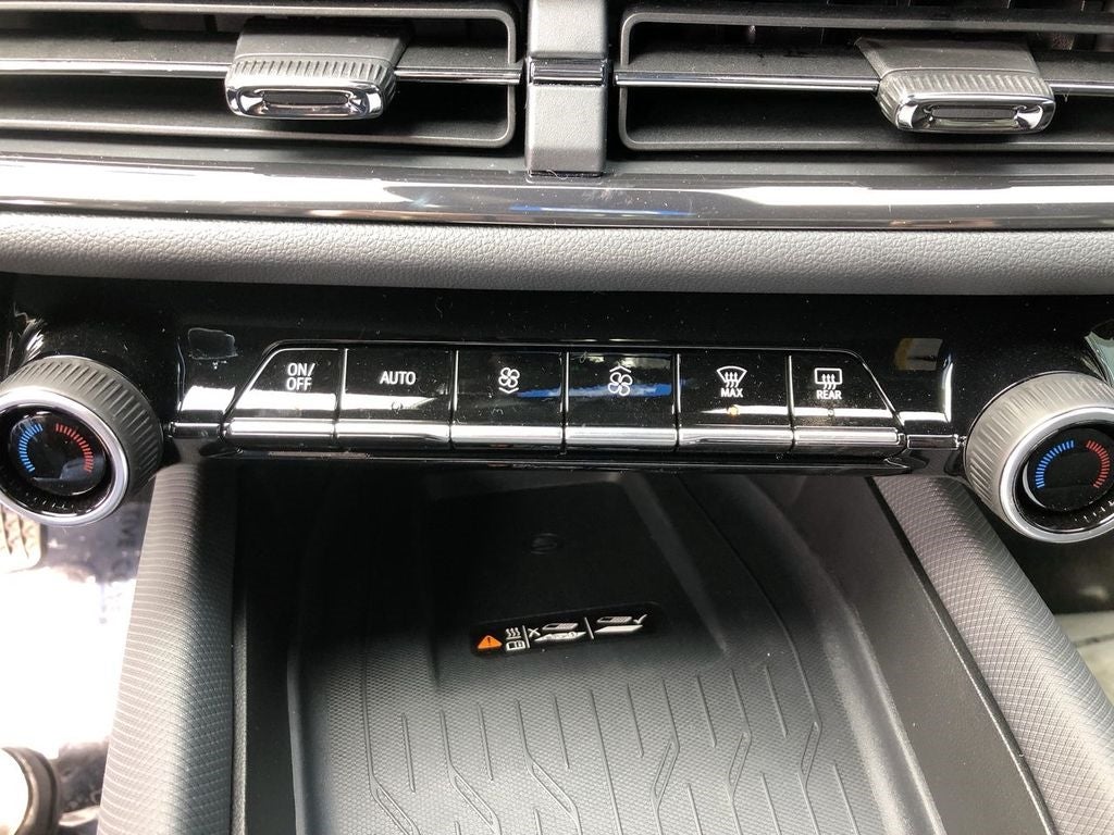 2025 Chevrolet Equinox EV RS