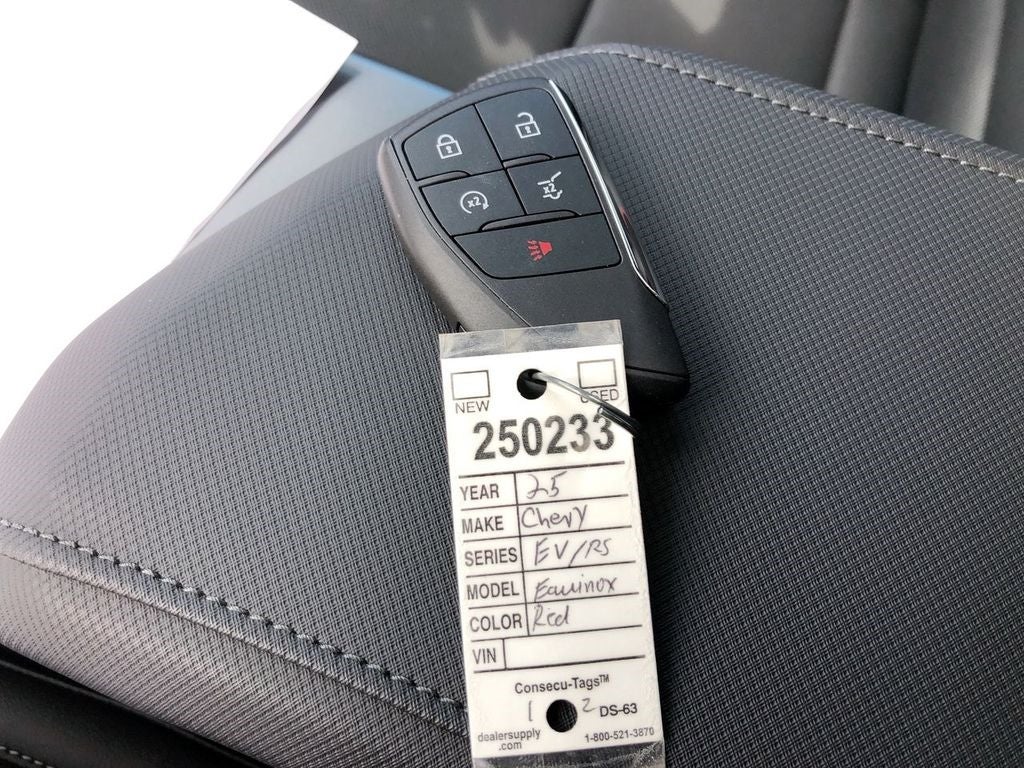 2025 Chevrolet Equinox EV RS