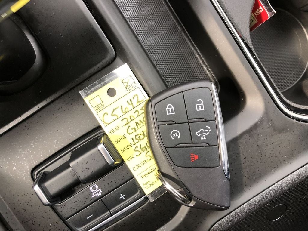 2025 GMC Sierra 1500 AT4X