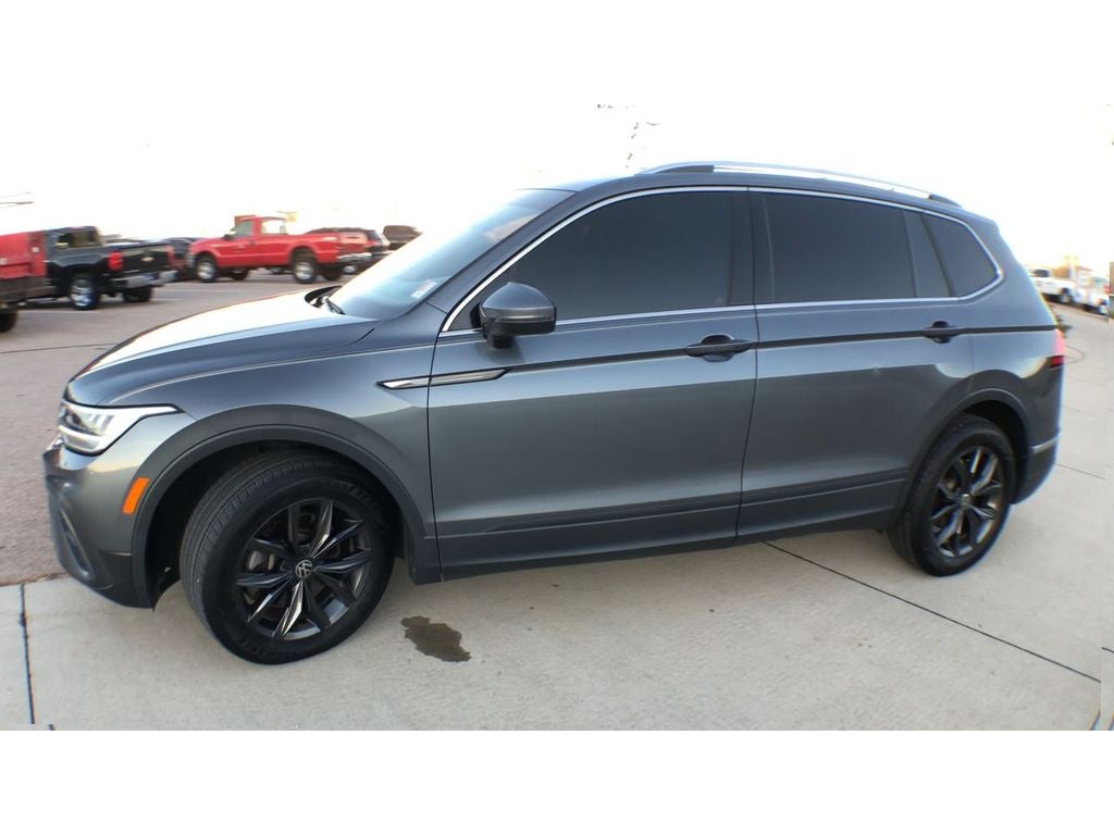 2023 Volkswagen Tiguan SE