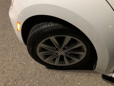 2018 Volkswagen Beetle SE