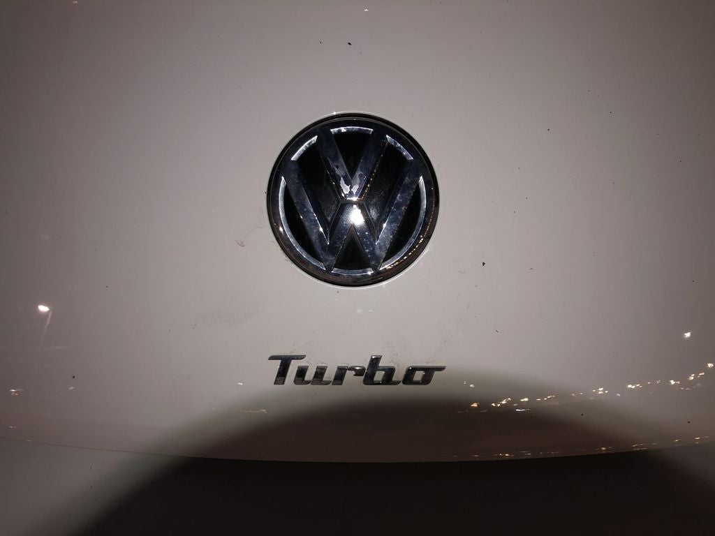 2018 Volkswagen Beetle SE