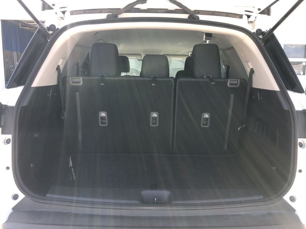 2022 Nissan Pathfinder SV 4WD