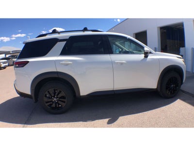 2022 Nissan Pathfinder SV 4WD