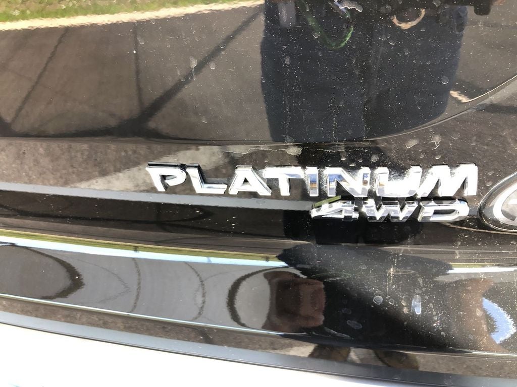 2023 Nissan Pathfinder Platinum 4WD