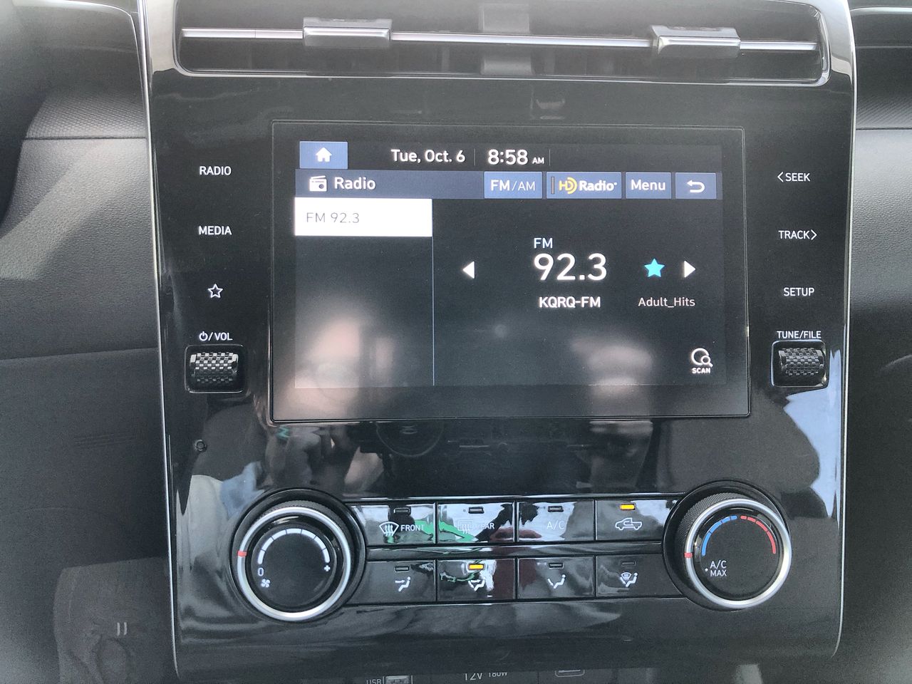 2024 Hyundai Santa Cruz SE