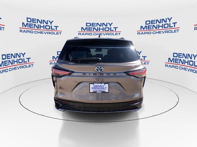 2022 Toyota Sienna XSE