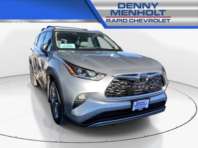 2024 Toyota Highlander LE