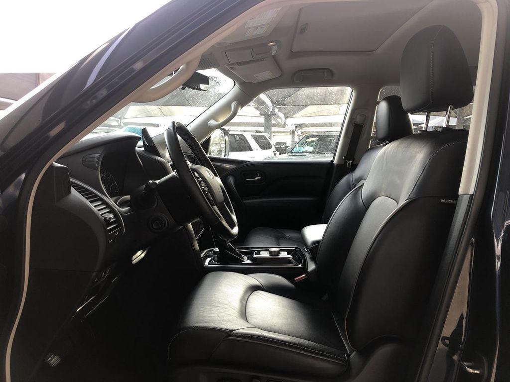 2024 INFINITI QX80 LUXE