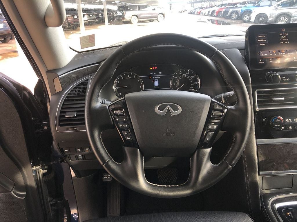 2024 INFINITI QX80 LUXE