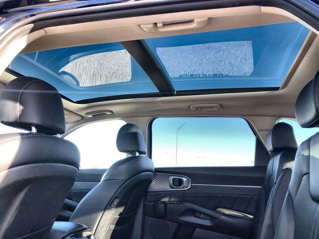 2022 Kia Sorento Plug-In Hybrid SX