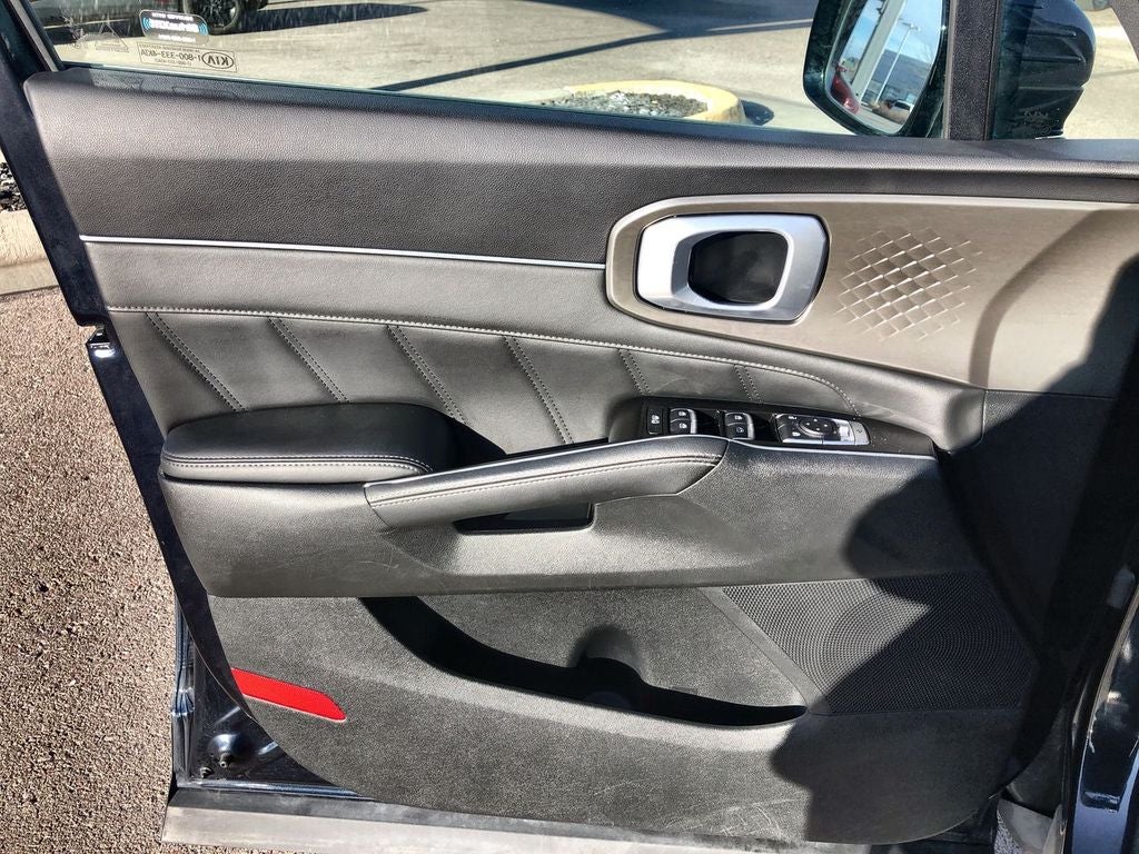 2022 Kia Sorento Plug-In Hybrid SX