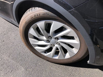 2024 Land Rover Discovery P300 S