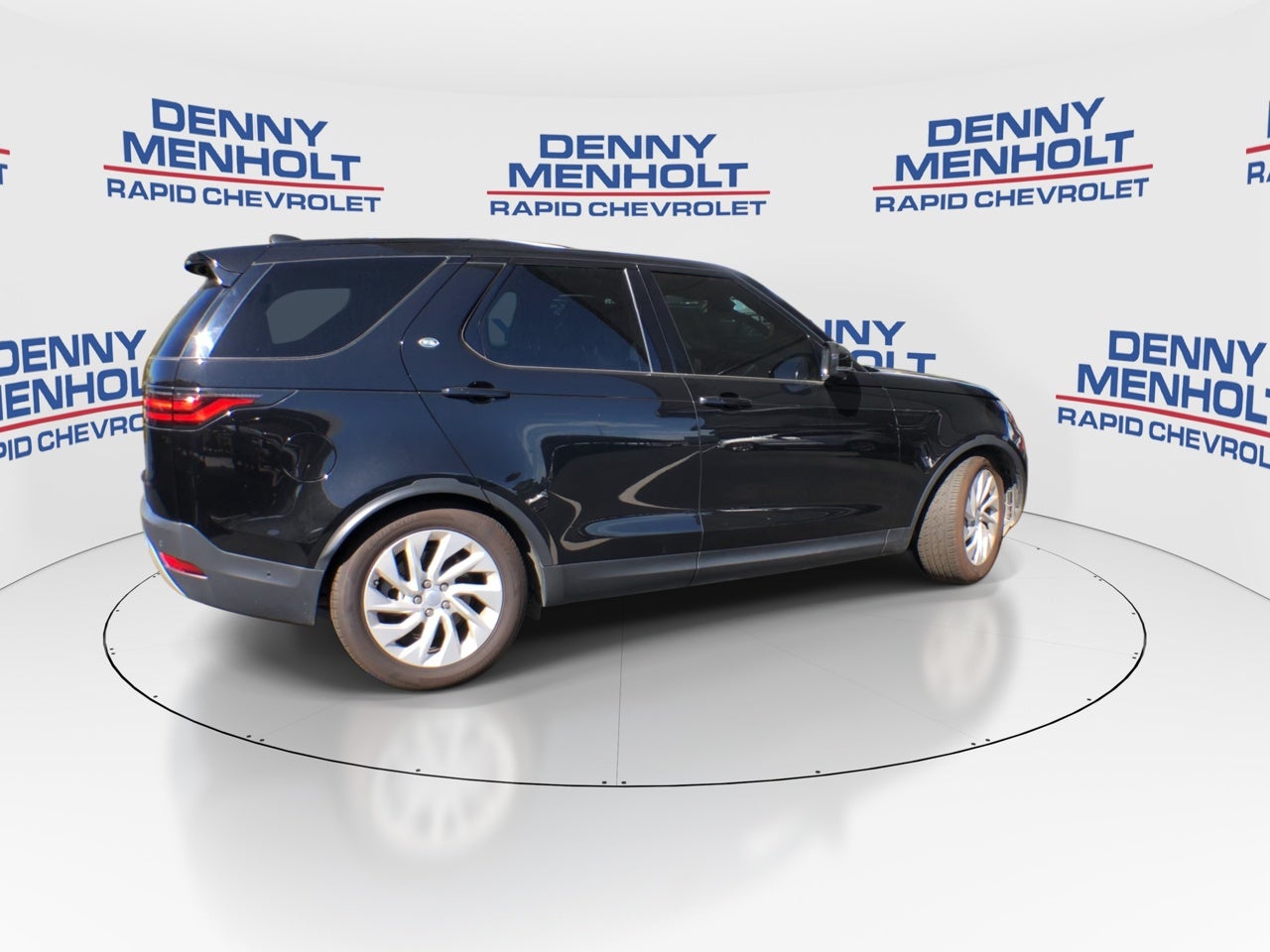2024 Land Rover Discovery P300 S