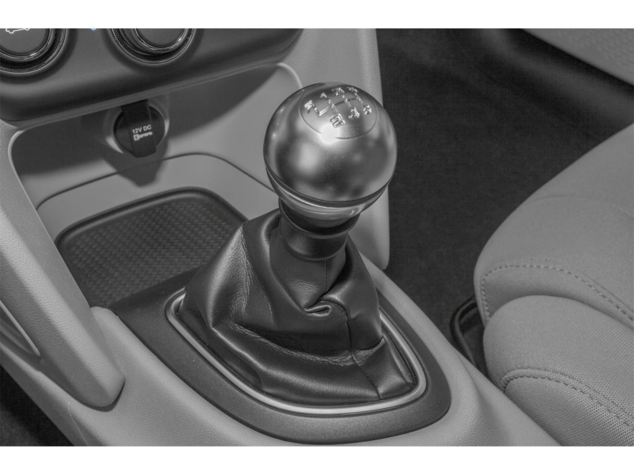 2015 Dodge Dart 4dr Sdn SXT