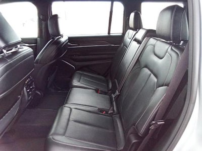 2023 Jeep Grand Cherokee L Overland 4x4