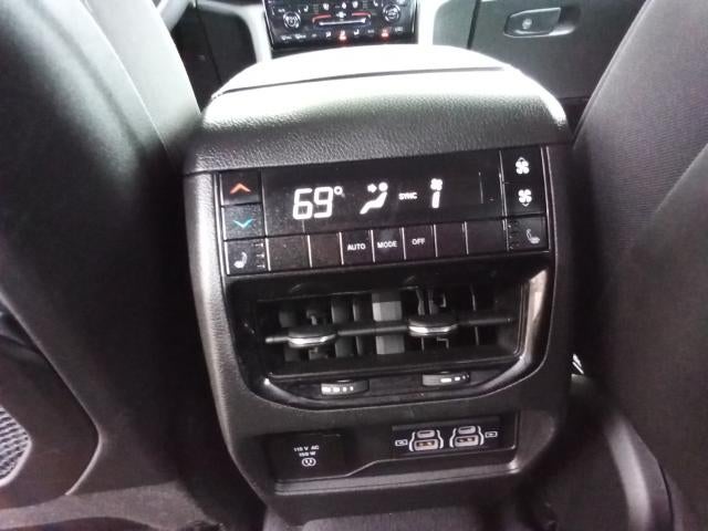 2023 Jeep Grand Cherokee L Overland 4x4