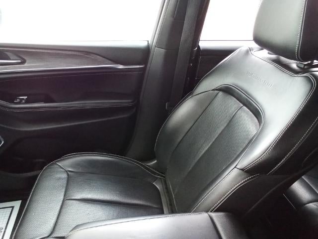 2023 Jeep Grand Cherokee L Overland 4x4