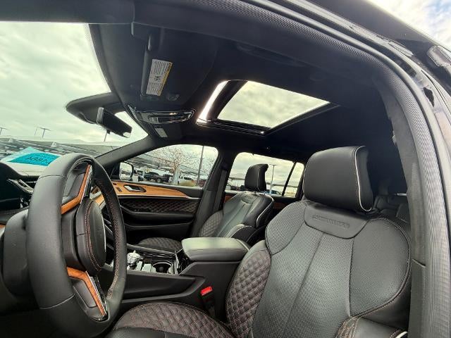 2024 Jeep Grand Cherokee L Summit Reserve 4x4
