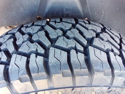 2015 RAM 1500 4WD Quad Cab 6.4 Ft Box SLT