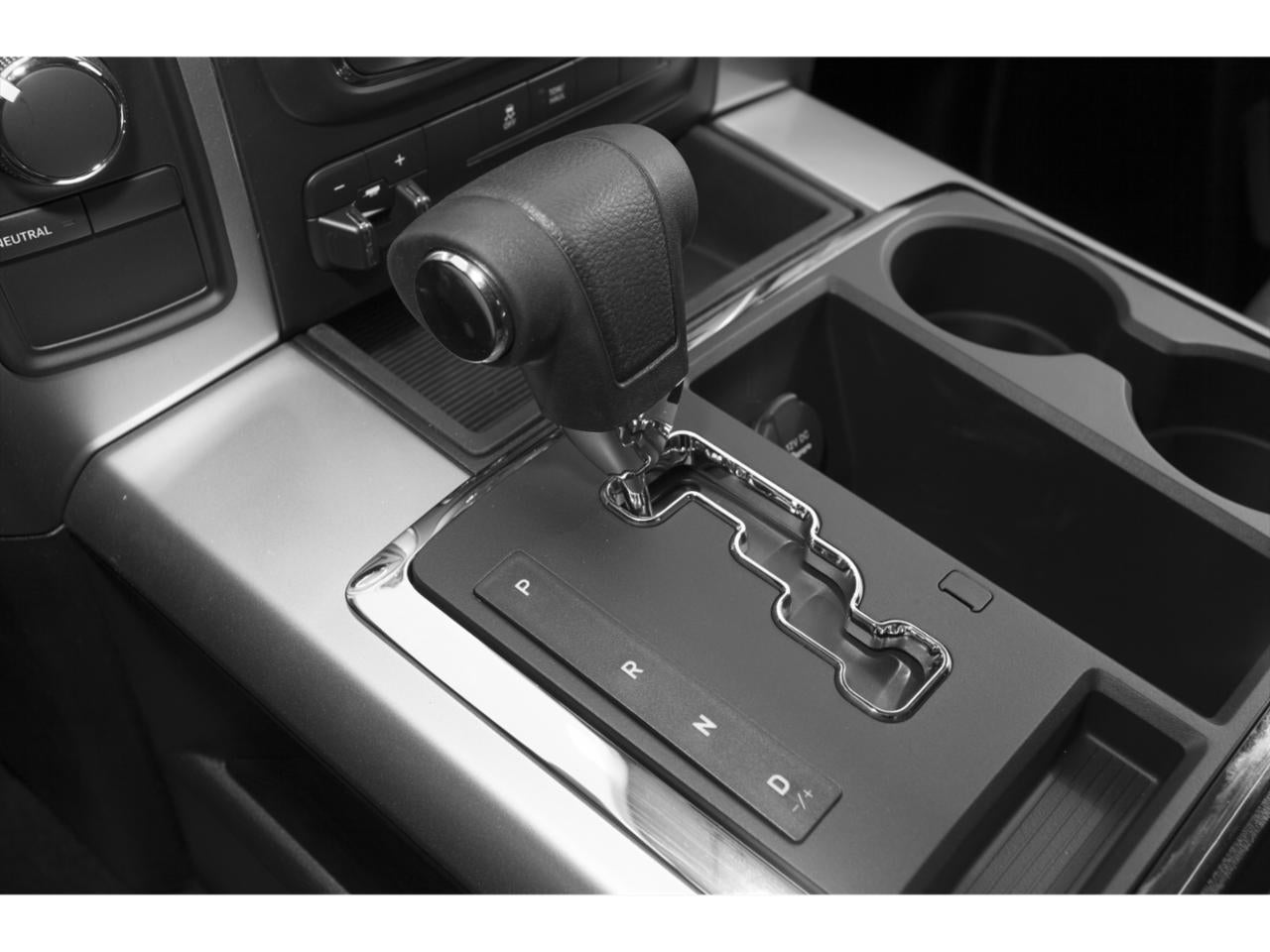 2015 RAM 1500 4WD Quad Cab 6.4 Ft Box SLT