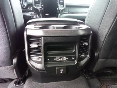 2022 RAM 1500 Limited 4x4 Crew Cab 5'7" Box