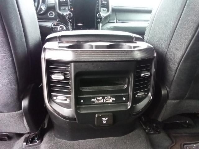 2022 RAM 1500 Limited 4x4 Crew Cab 5'7" Box