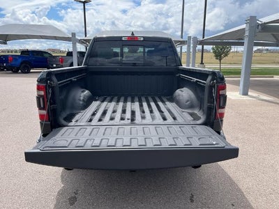 2019 RAM 1500 Laramie 4x4 Crew Cab 5'7" Box