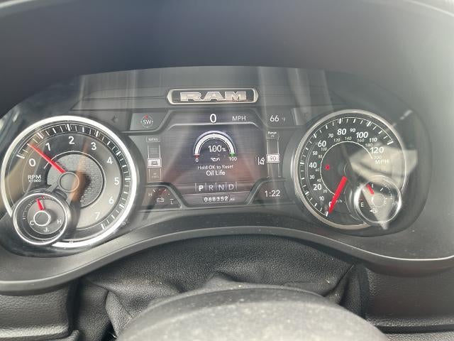 2019 RAM 1500 Laramie 4x4 Crew Cab 5'7" Box