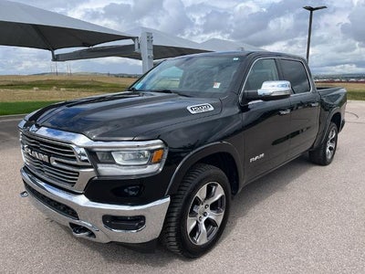 2019 RAM 1500 Laramie 4x4 Crew Cab 5'7" Box