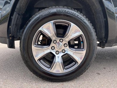 2019 RAM 1500 Laramie 4x4 Crew Cab 5'7" Box