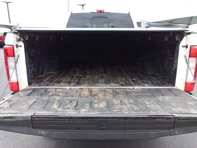 2019 Ford Super Duty F-250 SRW LARIAT 4WD Crew Cab 6.75' Box