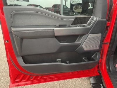 2023 Ford Super Duty F-250 SRW LARIAT 4WD Crew Cab 6.75' Box