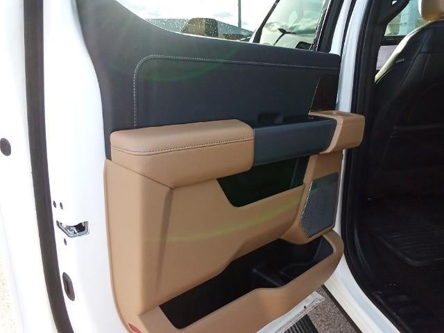 2024 Ford Super Duty F-250 SRW LARIAT 4WD Crew Cab 6.75' Box