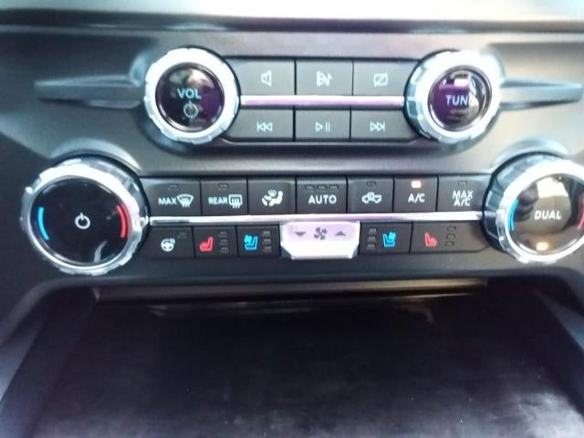 2024 Ford Super Duty F-250 SRW LARIAT 4WD Crew Cab 6.75' Box