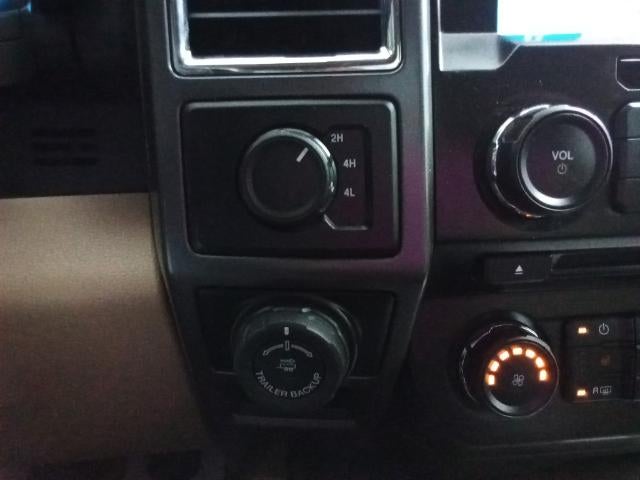 2016 Ford F-150 4WD SuperCrew 5-1/2 Ft Box XLT