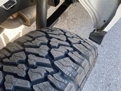 2022 Ford F-150 LARIAT 4WD SuperCrew 5.5' Box