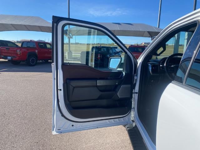 2022 Ford F-150 LARIAT 4WD SuperCrew 5.5' Box