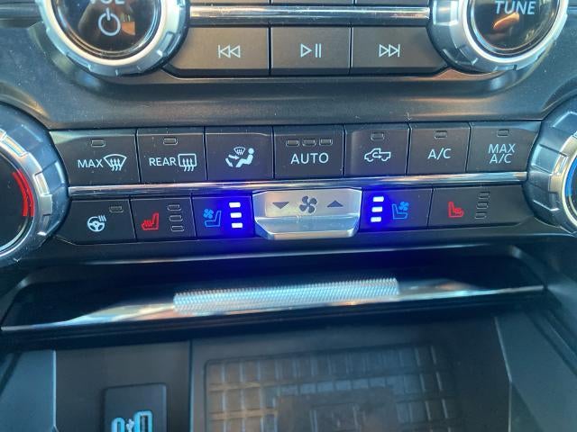 2022 Ford F-150 LARIAT 4WD SuperCrew 5.5' Box