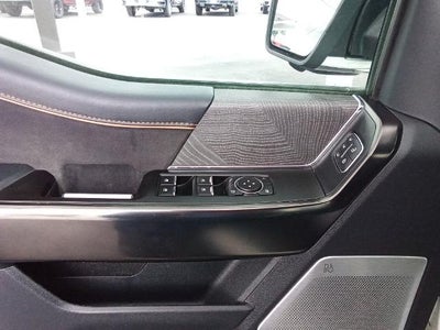2022 Ford F-150 Platinum 4WD SuperCrew 5.5' Box
