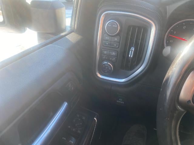 2020 Chevrolet Silverado 3500 HD Crew Cab Long Box 4-Wheel Drive High Country