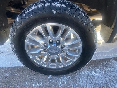 2020 Chevrolet Silverado 3500 HD Crew Cab Long Box 4-Wheel Drive High Country