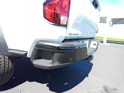 2025 Chevrolet Colorado Crew Cab Short Box 4-Wheel Drive Trail Boss