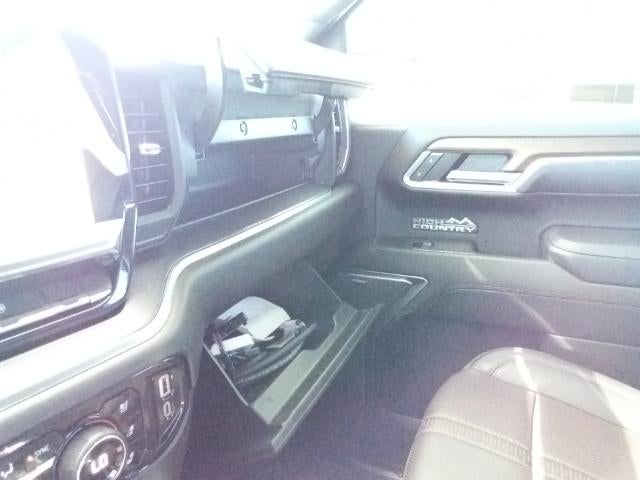 2025 Chevrolet Silverado 1500 Crew Cab Short Box 4-Wheel Drive High Country