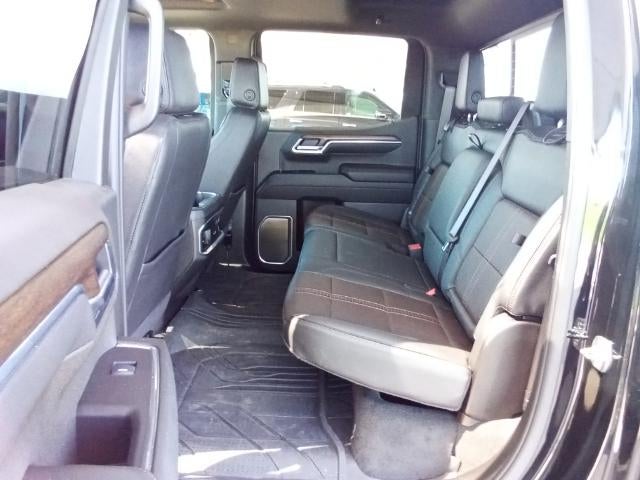 2025 Chevrolet Silverado 1500 Crew Cab Short Box 4-Wheel Drive High Country