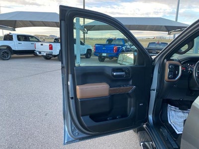 2021 Chevrolet Silverado 1500 Crew Cab Short Box 4-Wheel Drive High Country