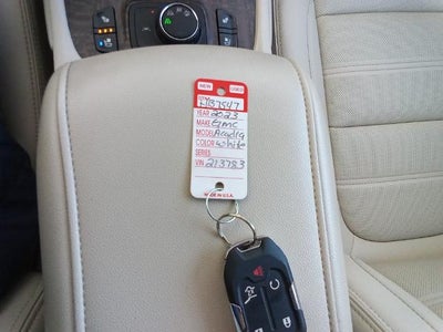 2023 GMC Acadia AWD Denali